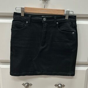 Free People black mini skirt- denim